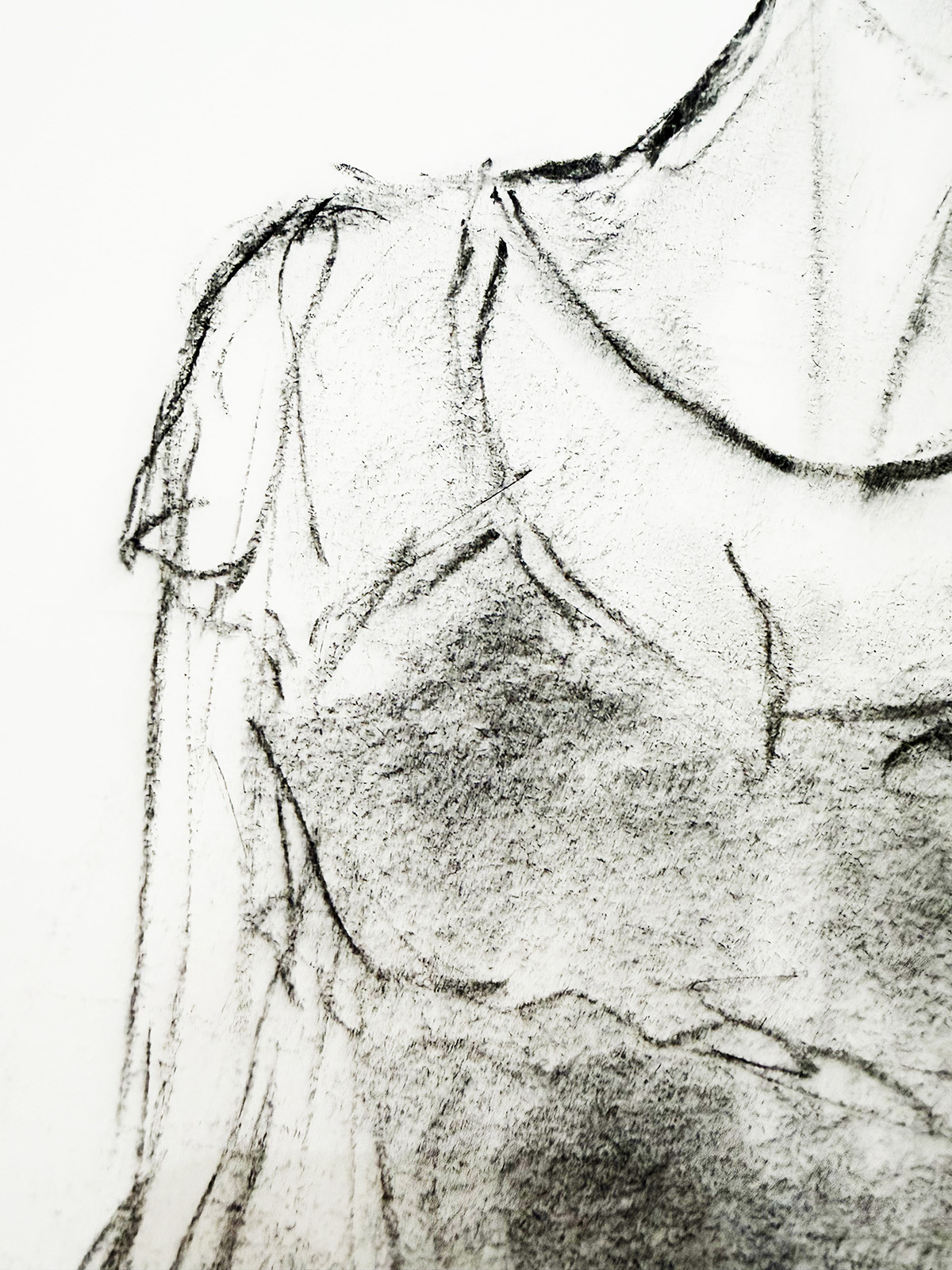 Luna-Peregrino-artist-painter-designer-comissioned-art-work-brazilian-brasileira-transwoman-transartist-Lifeline-collection-bespoke-portraits-Mafalda-Carvalho-2